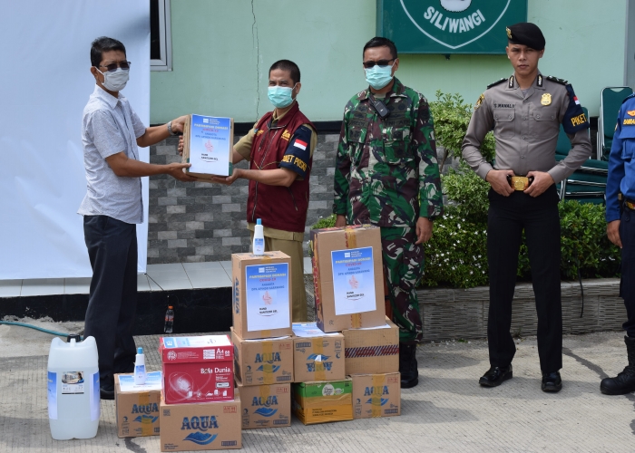 Penyerahan Bantuan Peduli Covid 19