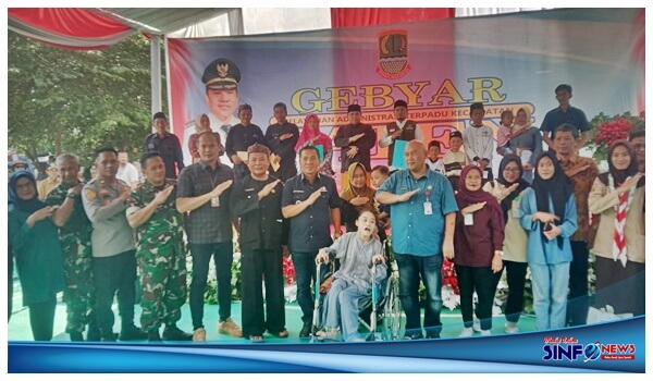 Apresiasi Kegiatan Paten di Kecamatan Tegalwaru, Bupati Karawang Bersama Apindo Karawang Berikan Paket Sembako dan Kursi Roda Bagi Disabilitas
